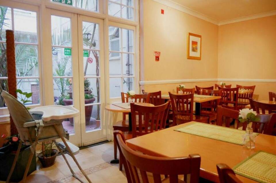 The Gresham Hotel London 2