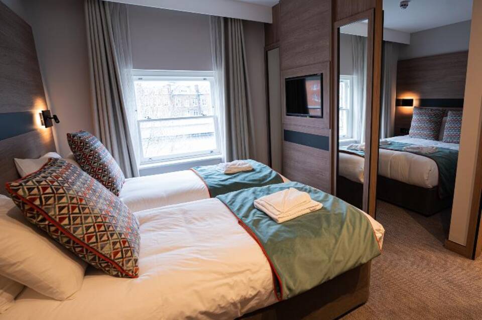 Oxford Hotel 2
