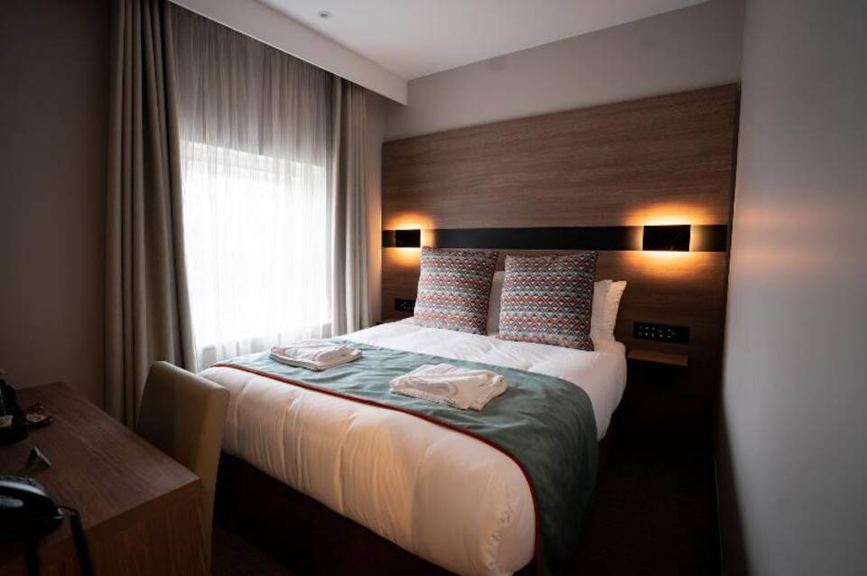 Oxford Hotel 5