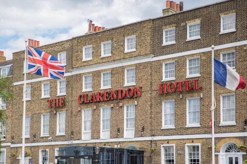 The Clarendon Hotel 5