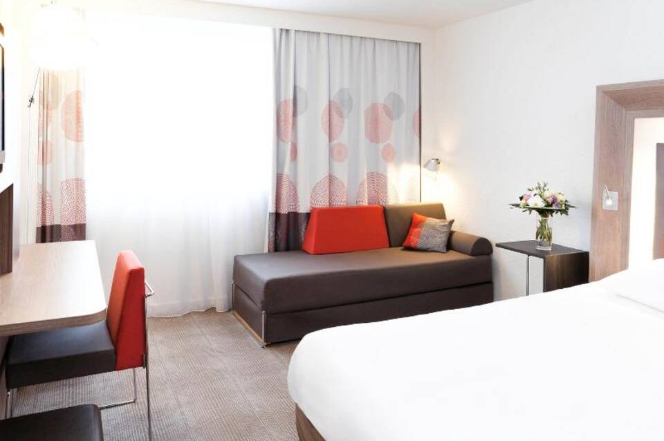 Novotel London Tower Bridge 4