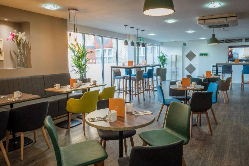Holiday Inn Manchester - MediaCityUK 5