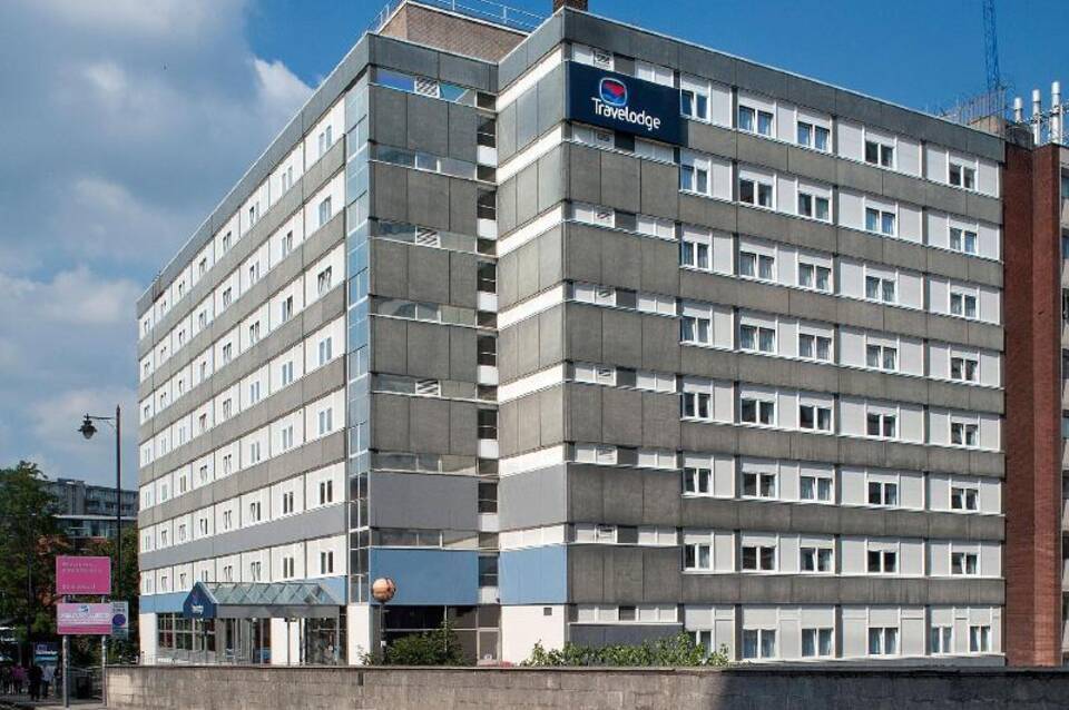 Travelodge Manchester Central 1