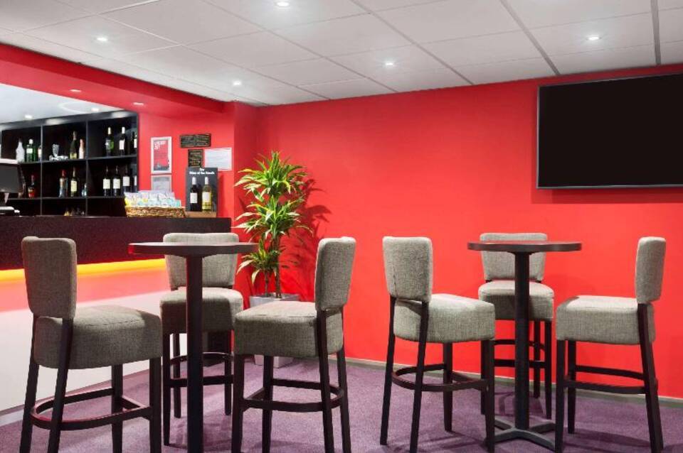 Ramada by Wyndham South Mimms M25 4