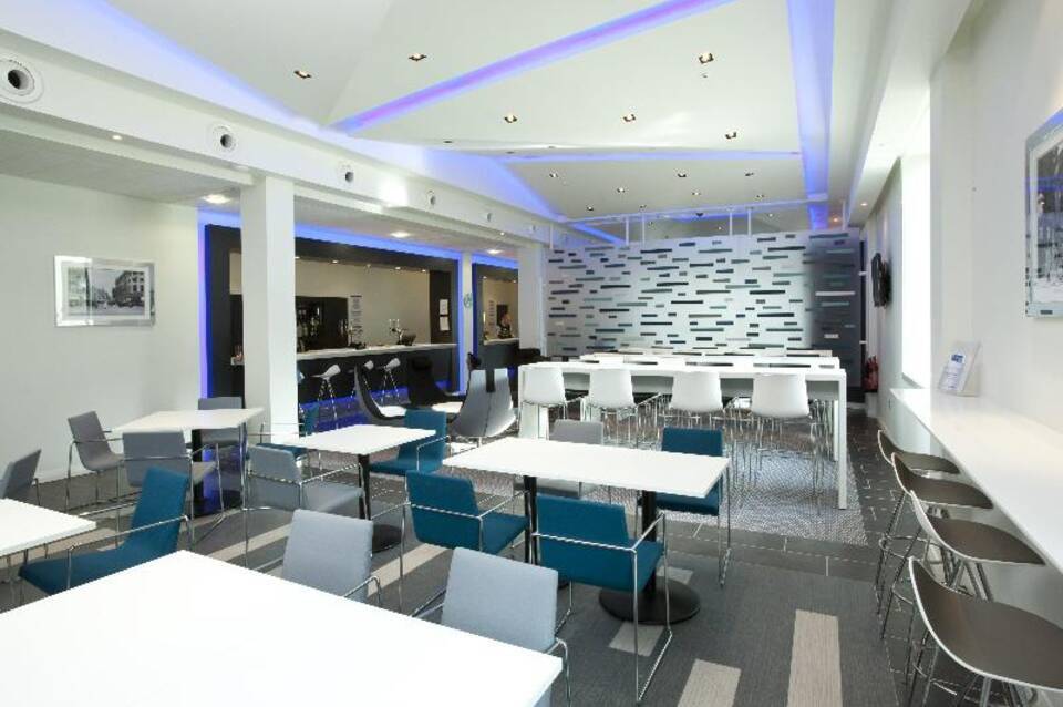 Holiday Inn Express Manchester City Centre - Arena 5