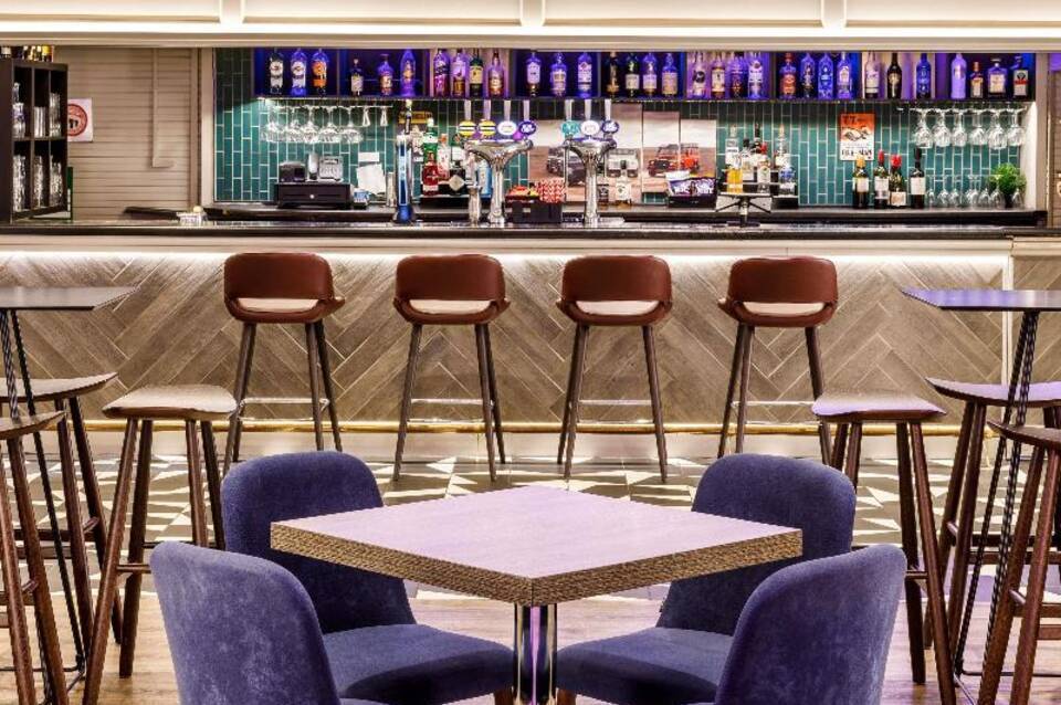 Mercure Birmingham West Hotel 2