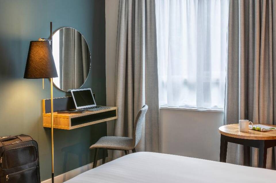 Mercure Birmingham West Hotel 5