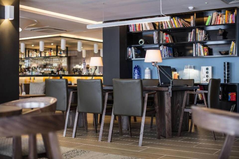 AC Hotel Birmingham 4