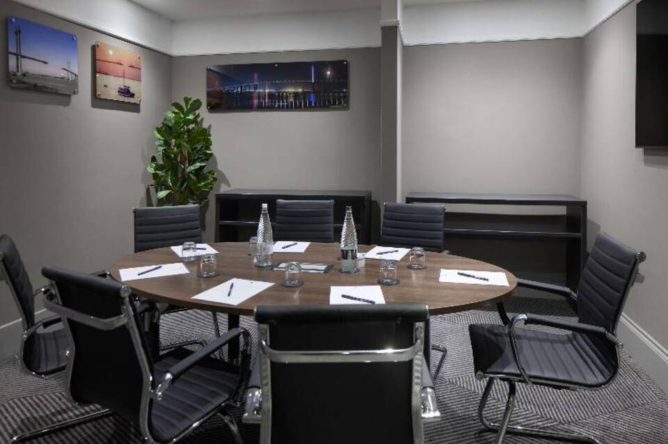 DoubleTree by Hilton Hotel Dartford Bridge 5
