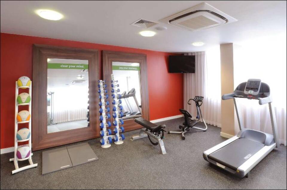 Hampton by Hilton Birmingham Broad Street 4