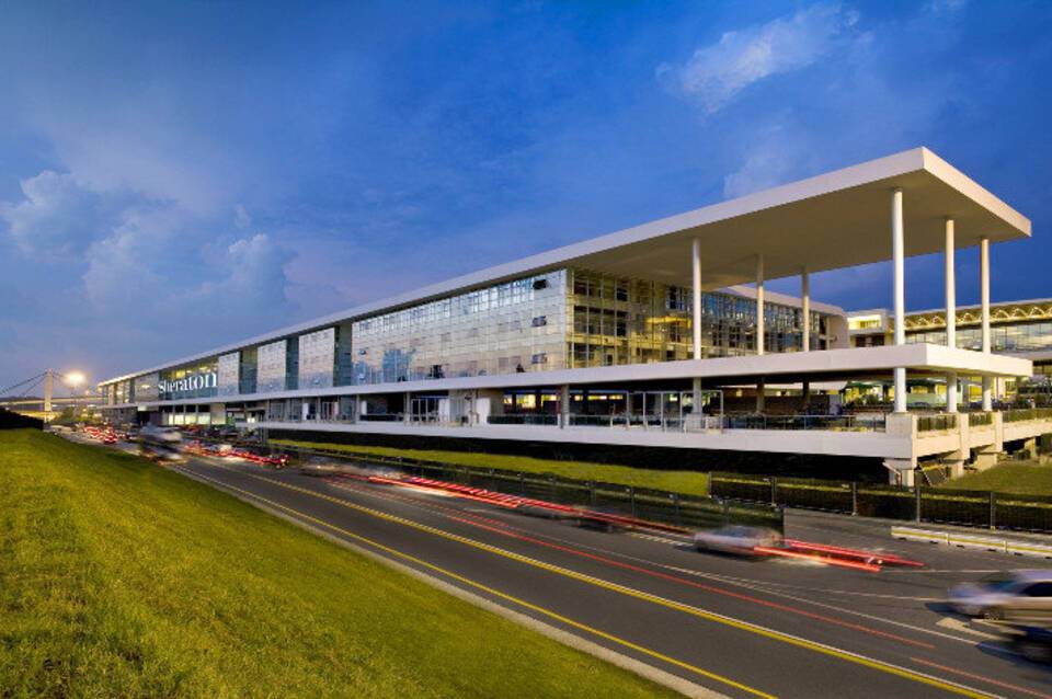 Sheraton Milan Malpensa Airport Hotel & Conference Centre 1