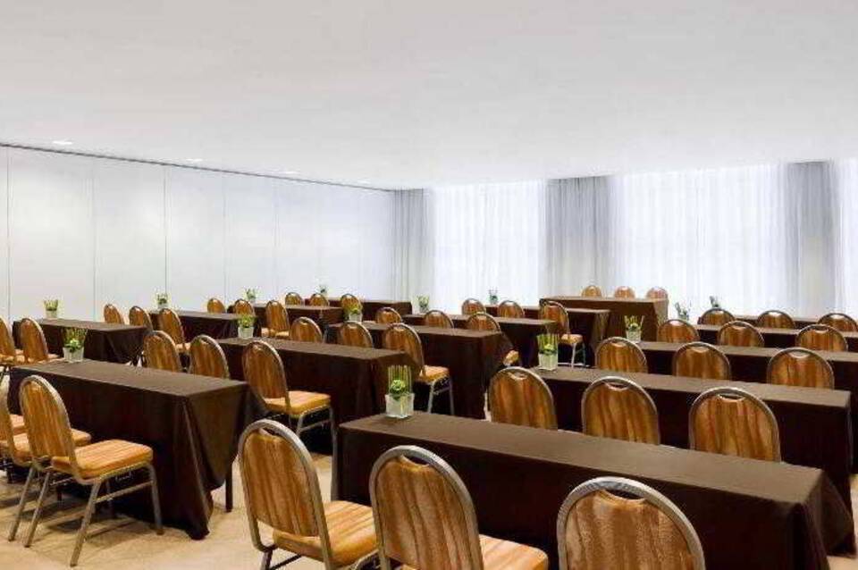 Sheraton Milan Malpensa Airport Hotel & Conference Centre 4