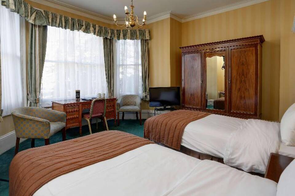 Best Western Swiss Cottage Hotel 3