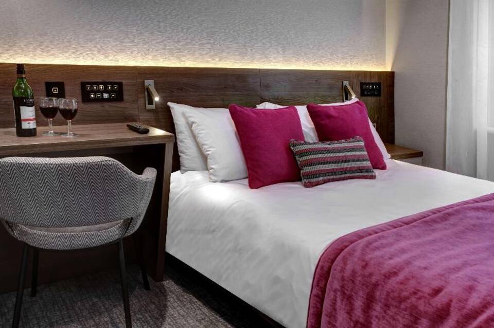 Best Western Plus The Delmere Hotel 2
