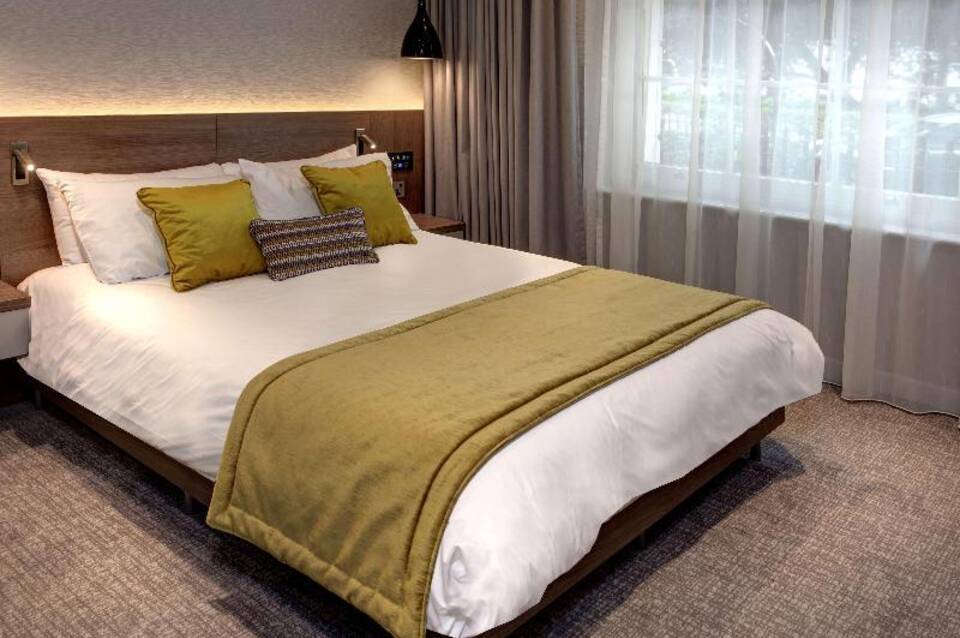 Best Western Plus The Delmere Hotel 5