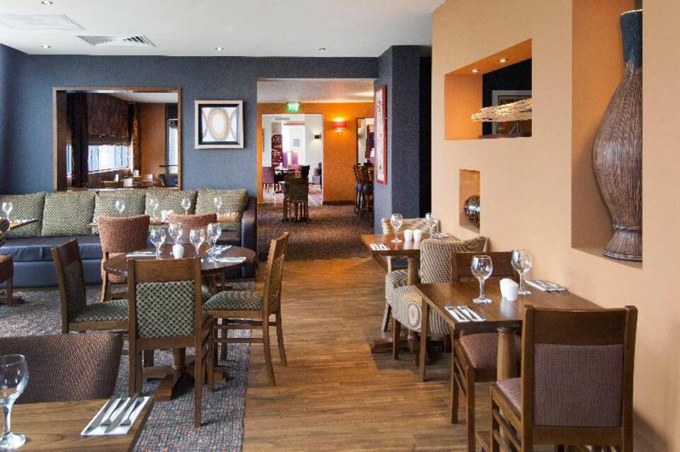 Premier Inn London Heathrow Airport Terminal 5 3