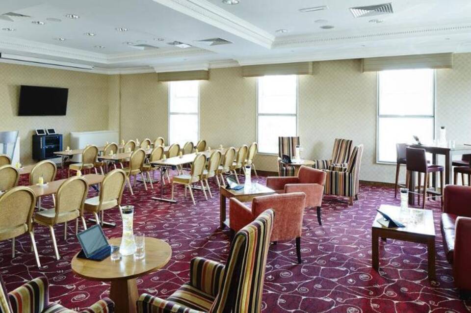 Delta Hotels Birmingham 3