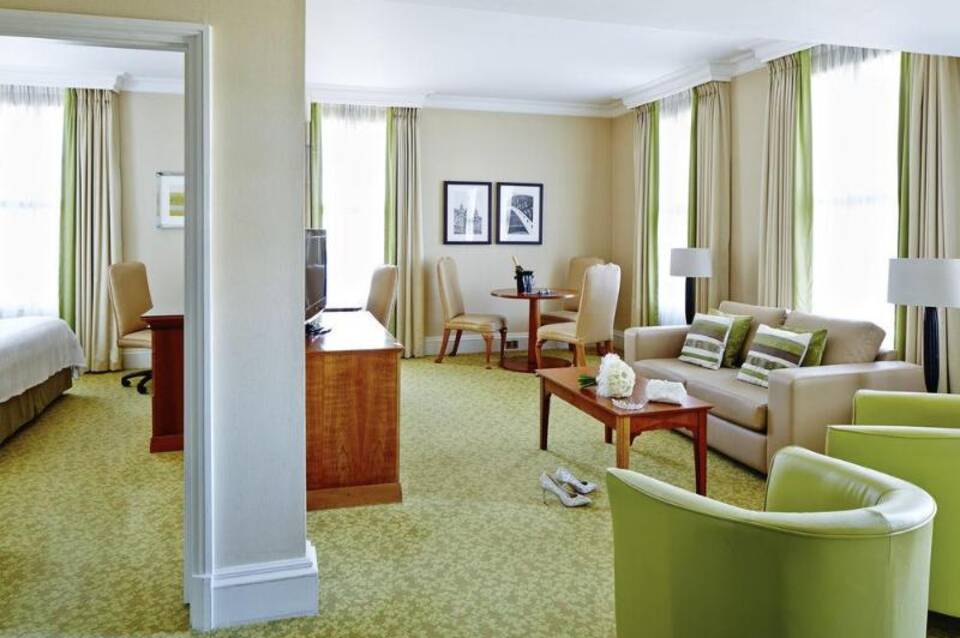 Delta Hotels Birmingham 4