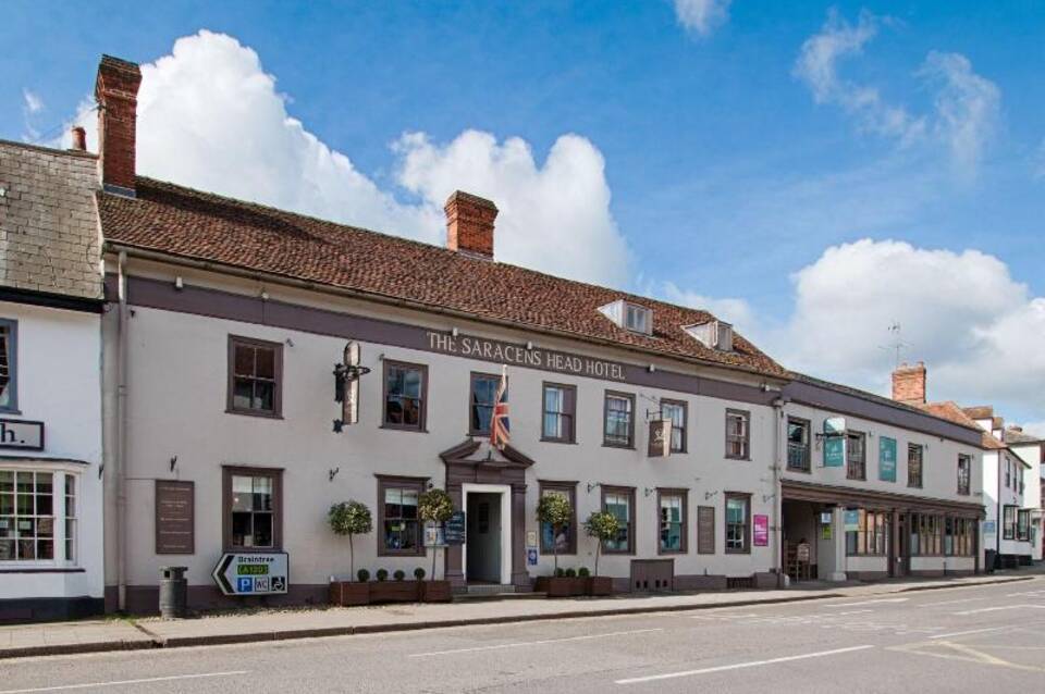 The Saracens Head 3