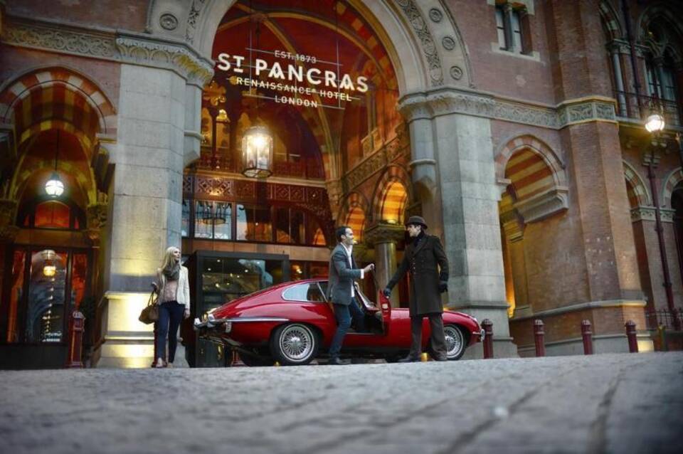 St. Pancras London, Autograph Collection 2