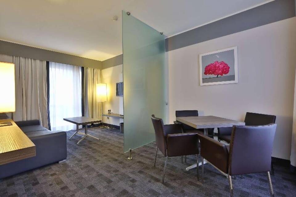 Best Western Plus BorgoLecco Hotel 4