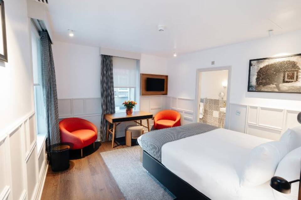 Leicester House 5