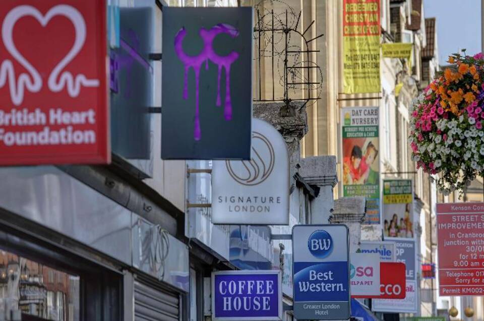Best Western Greater London Hotel 1