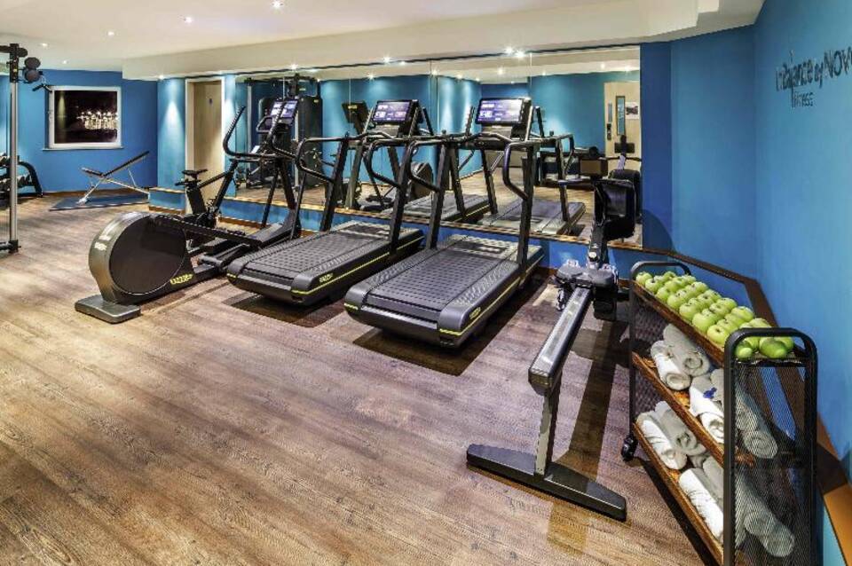 Novotel London Greenwich 2