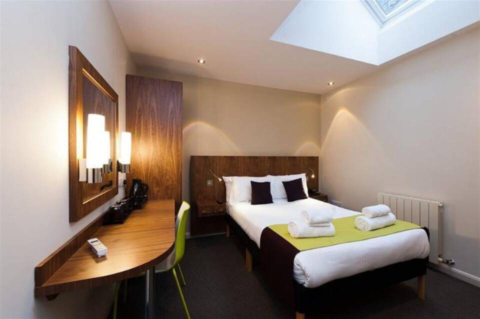The Place Hotel 1