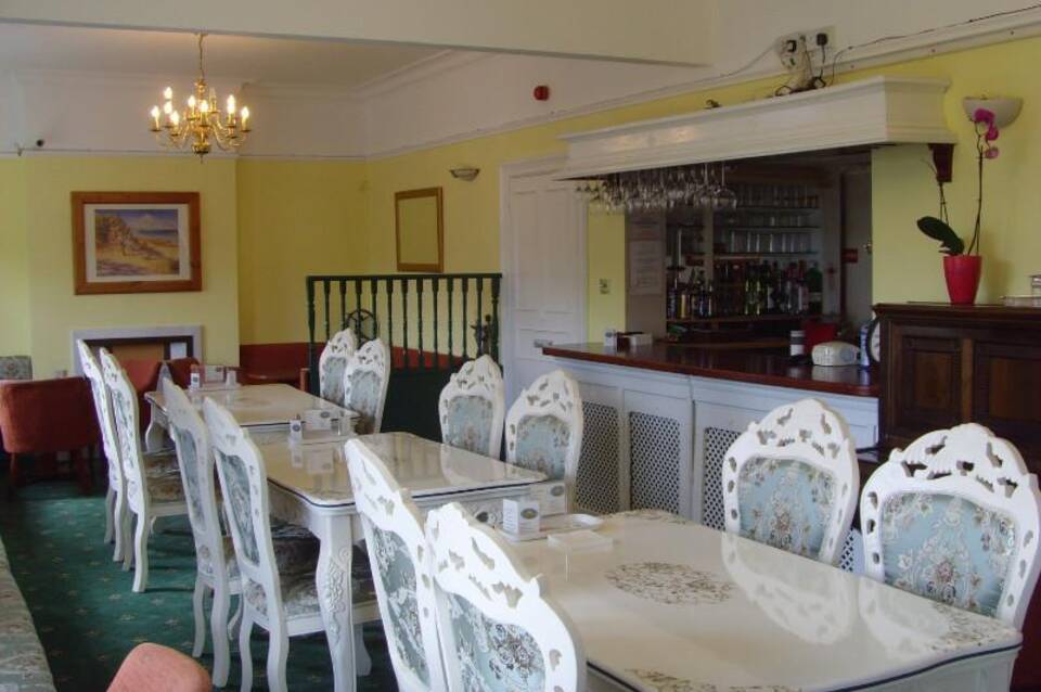 Twin Lions Hotel 1