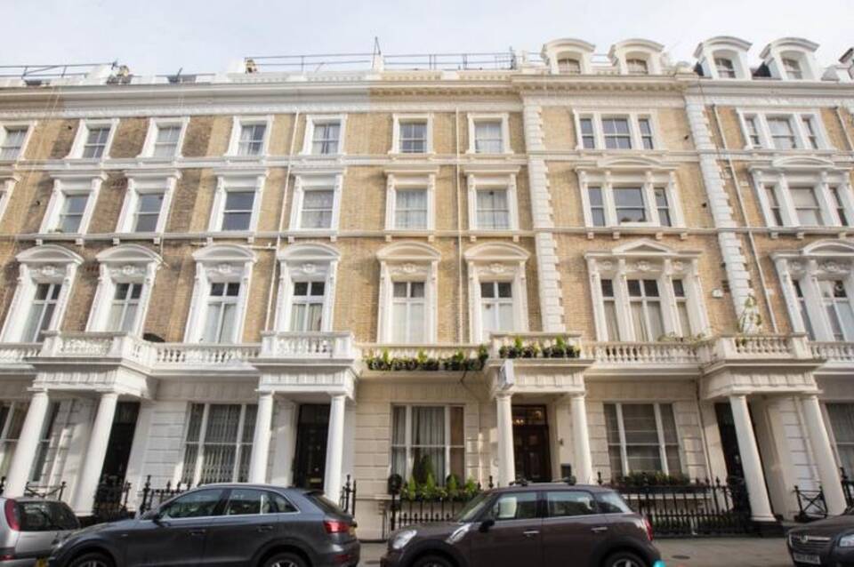 Notting Hill Gate 1