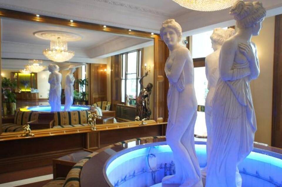 Westpoint Hotel 3