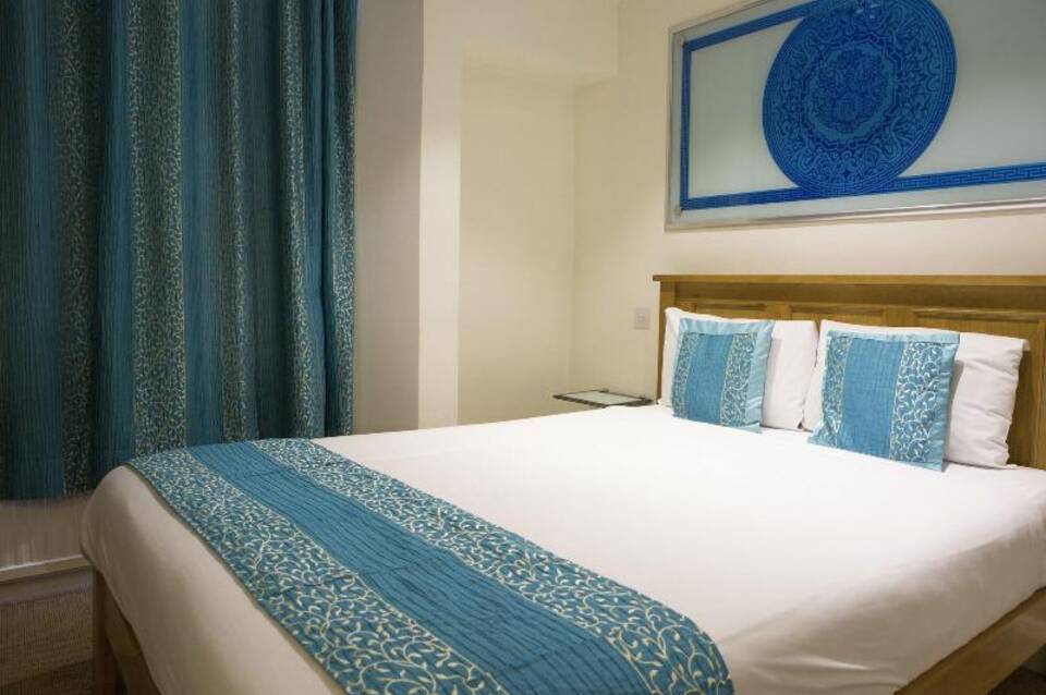 Westpoint Hotel 5