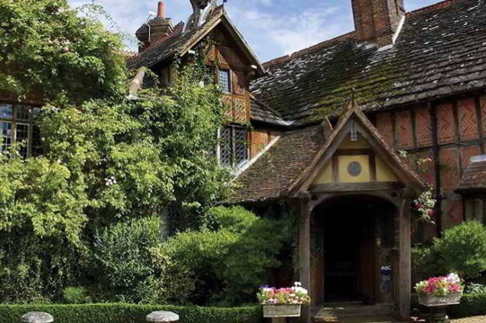 Langshott Manor 1