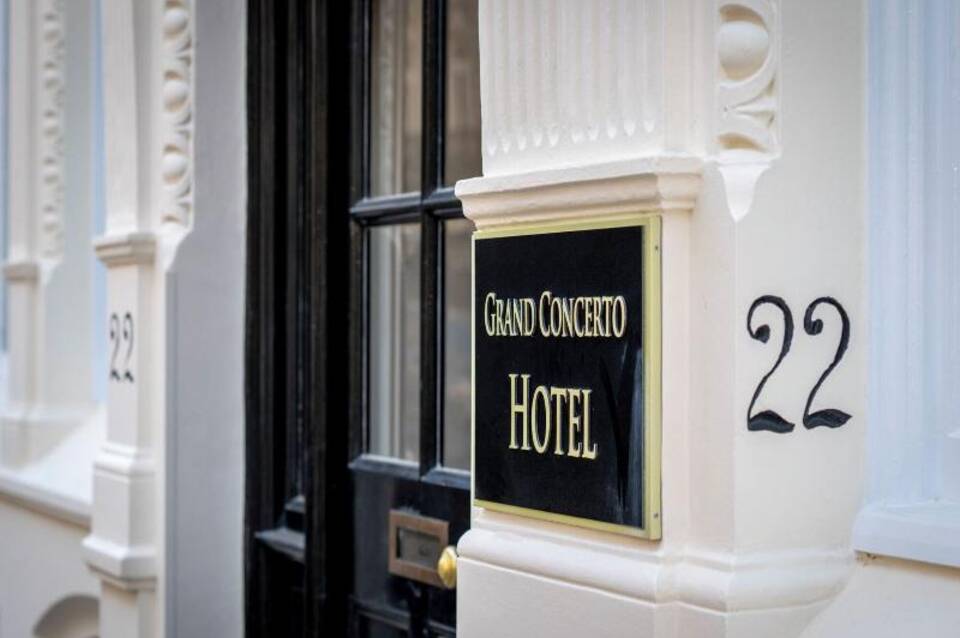 Grand Concerto Hotel 3
