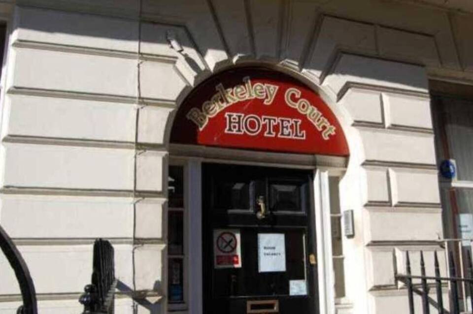 Berkeley Court Hotel London 5