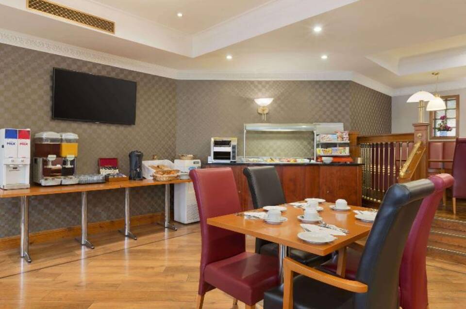 Savera Hotel South Ruislip 2