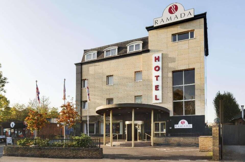 Savera Hotel South Ruislip 5