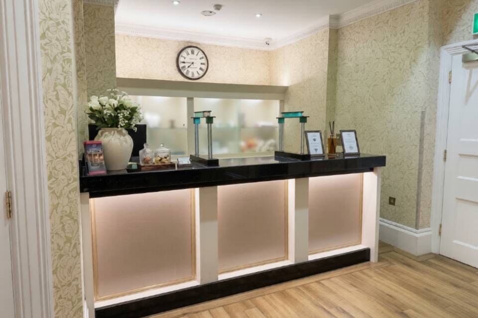 Athena Hotel 2