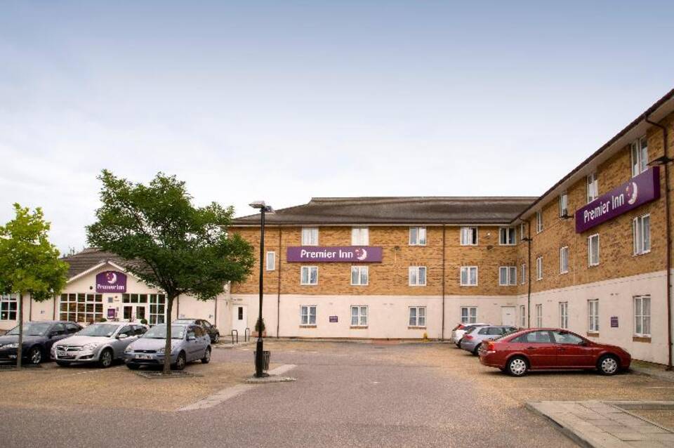 Premier Inn London Barking 1