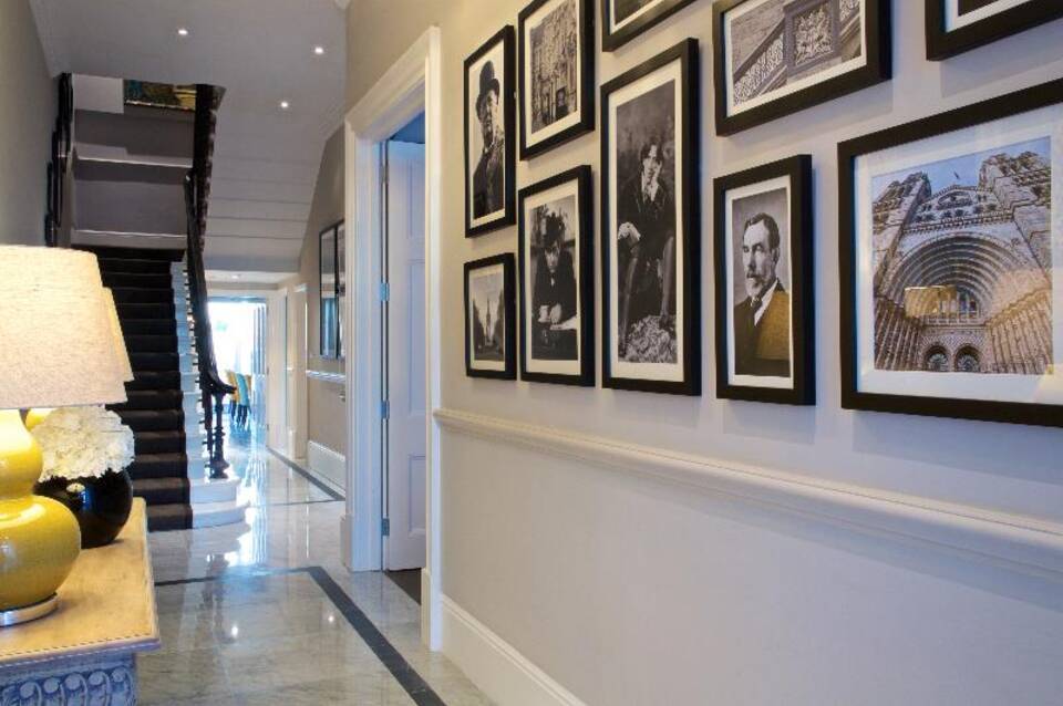 54 Queen’s Gate Hotel 5
