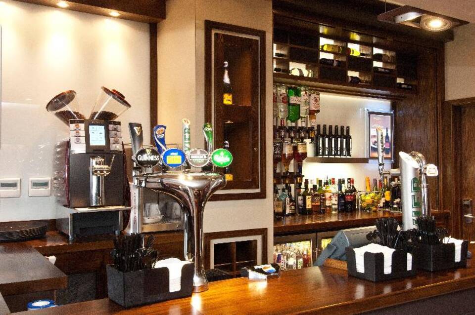 Premier Inn London Hanger Lane 2