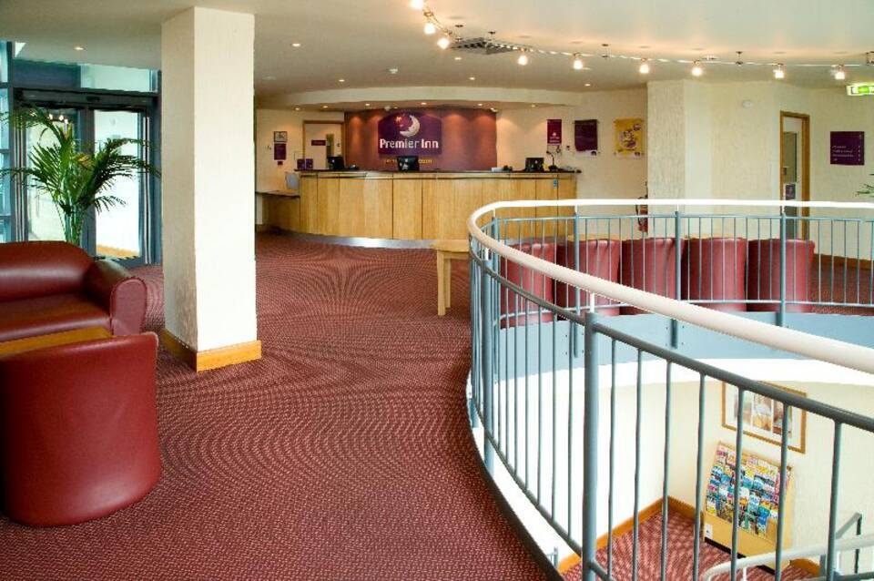 Premier Inn London Wimbledon South 3