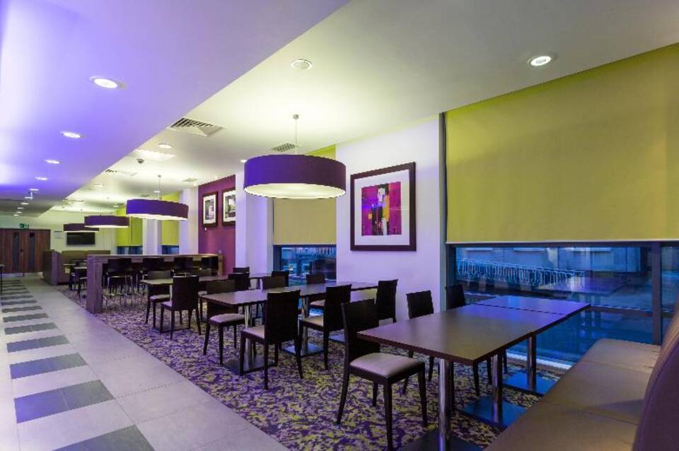 Holiday inn Express Harlow 1