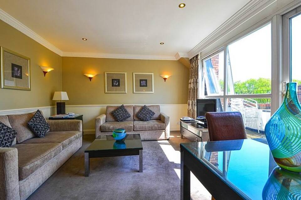 Collingham Serviced Apartments 5