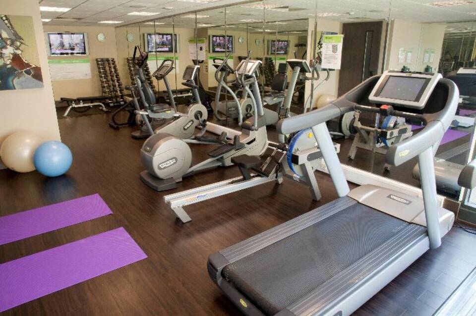Crowne Plaza London - Kingston 5