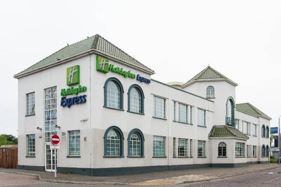 Holiday Inn Express Chingford - North Circular 5