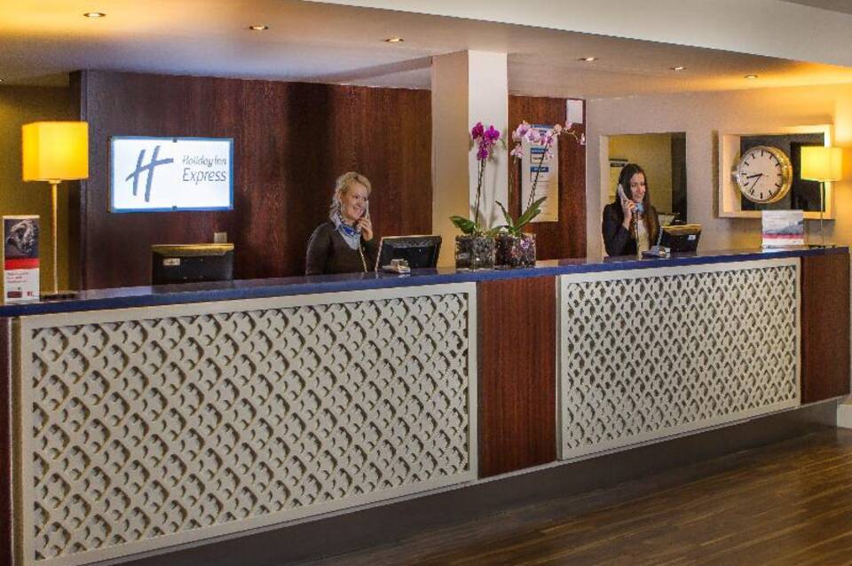 Holiday Inn Express Royal Docks, Docklands 2