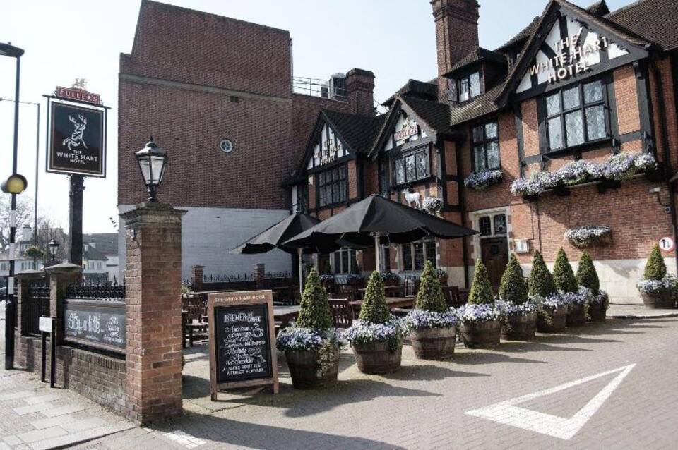 The White Hart Hotel 1