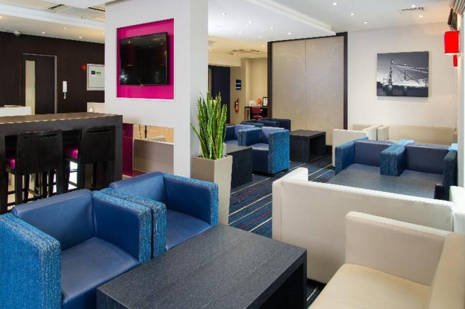 Holiday Inn Express London - Wandsworth 3